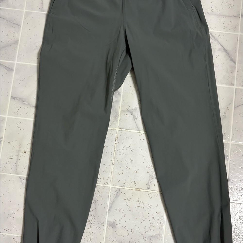 Lululemon Adapted State joggers, size 4